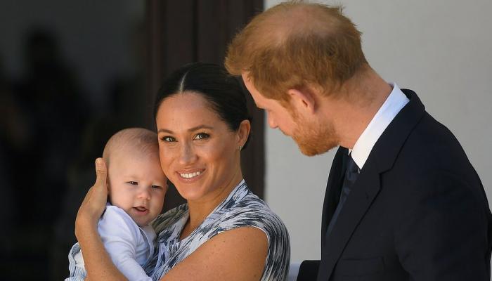الأمير هاري وميجان ماركل مع طفلهما