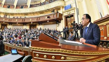 رئيس وزراء مصر خلال جلسة بالبرلمان