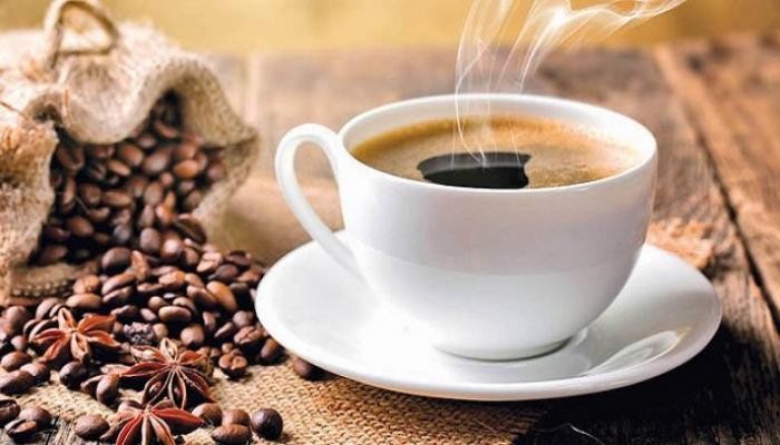 الإفراط في شرب القهوة يضر الصحة