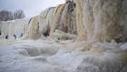 با ویدیو| آبشارهای استونی یخ می زند