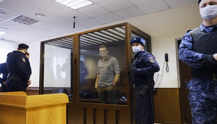 المعارض الروسي أليكسي نافالني أمام القضاء اليوم