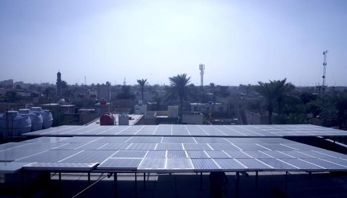 خلايا لخزن الطاقة الشمسية في العاصمة بغداد