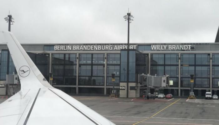 مطار العاصمة الألمانية الجديد 