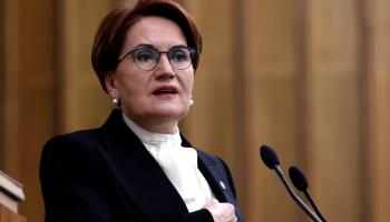 ميرال أكشينار زعيمة حزب 