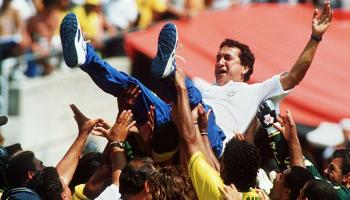كارلوس ألبرتو بيريرا عقب إحراز كأس العالم 1994
