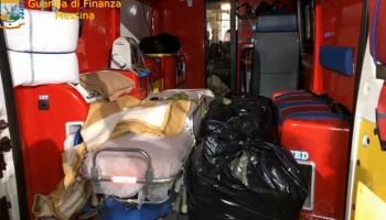 سيارة الإسعاف وبداخلها المواد المخدرة