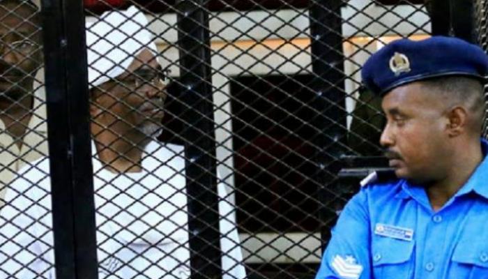 جانب من محاكمة الرئيس المعزول عمر البشير في السودان