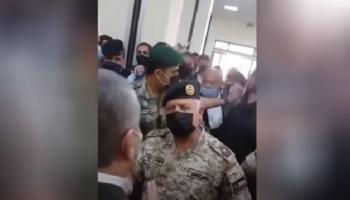 ملك الأردن يتفقد مستشفى السلط بعد الحادث المأساوي