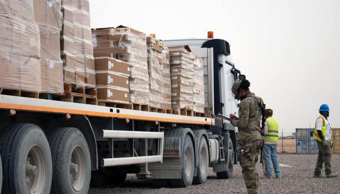 العراق يتسلم معدات عسكرية من التحالف الدولي
