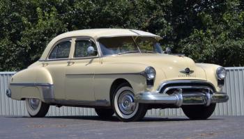 طراز  Oldsmobile Rocket 88 