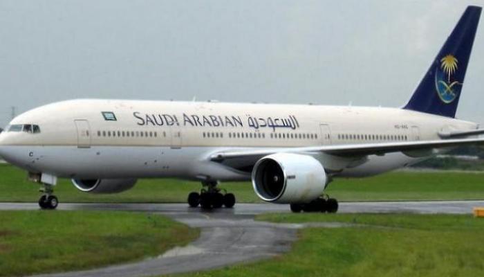 طائرة تتبع الخطوط الجوية السعودية