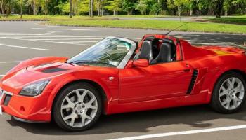 طراز Vauxhall VX220 Turbo 