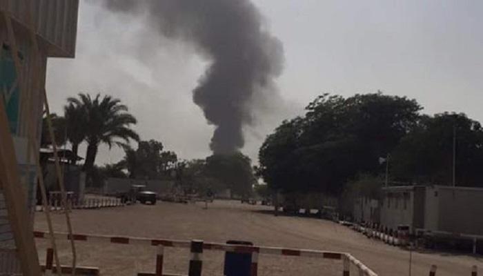 دخان يتصاعد جراء قصف سابق لمليشيا الحوثي لأحياء مأرب 