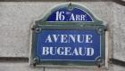 France: À Paris, SOS Racisme détourne les plaques de l'avenue Bugeaud