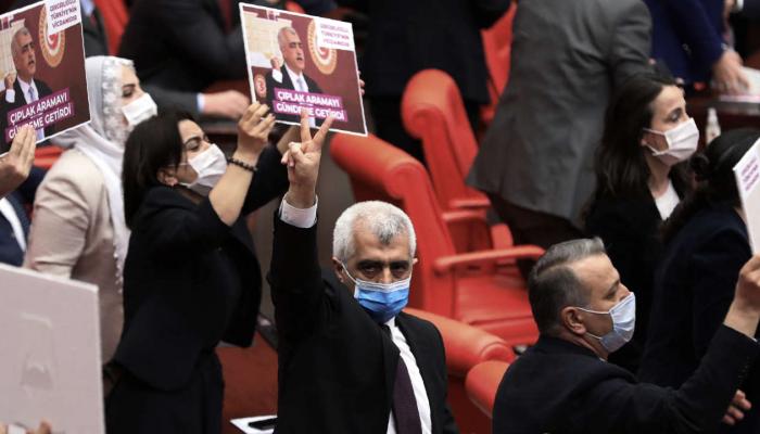 Un député pro-kurde arrêté dans le Parlement