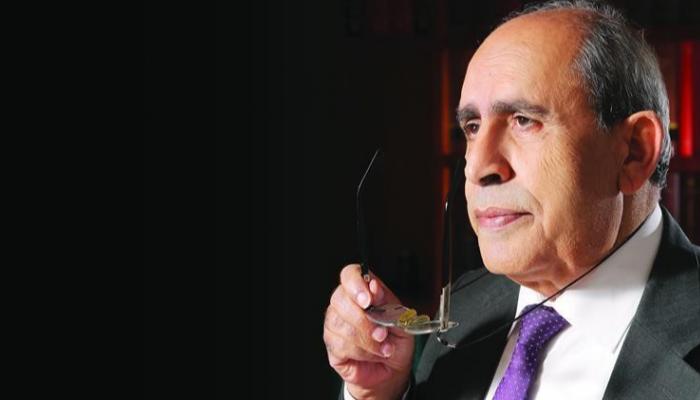 الشاعر والمفكر الفلسطيني عز الدين المناصرة