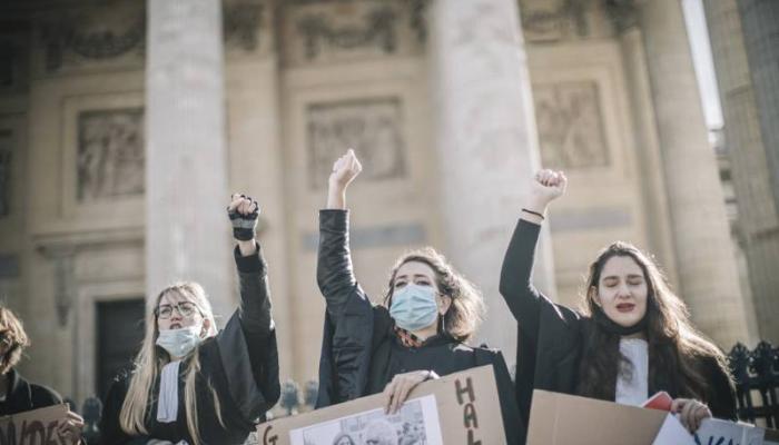 343 femmes exigent l'allongement des délais légaux d'accès à l'IVG