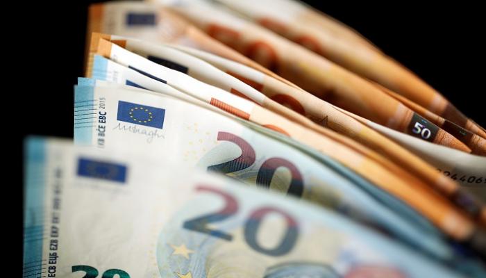 أوراق نقدية من اليورو الأوروبي - أرشيفية