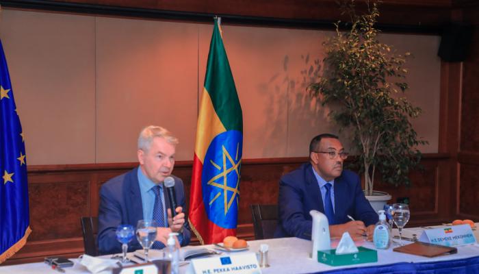 وزير الخارجية الإثيوبي خلال لقاء مبعوث الاتحاد الأوروبي 