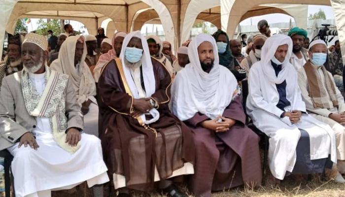 مسؤولو المجلس الإسلامي الإثيوبي أثناء مشاركتهم في الاحتفالات 