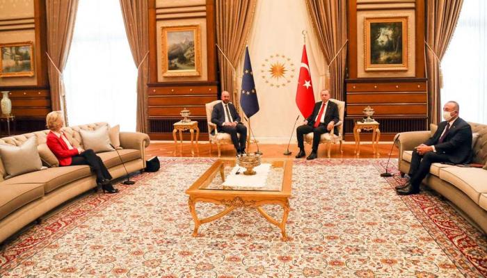 l’affaire commise contre la présidente de la Commission européenne à Ankara