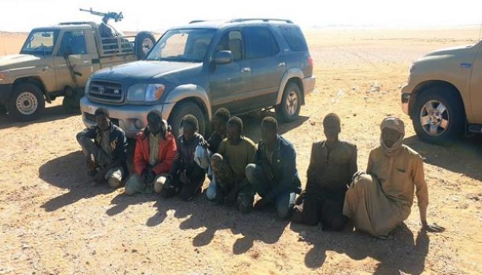 الجيش الليبي يضبط مهاجرين غير شرعيين بالكفرة- أرشيفية