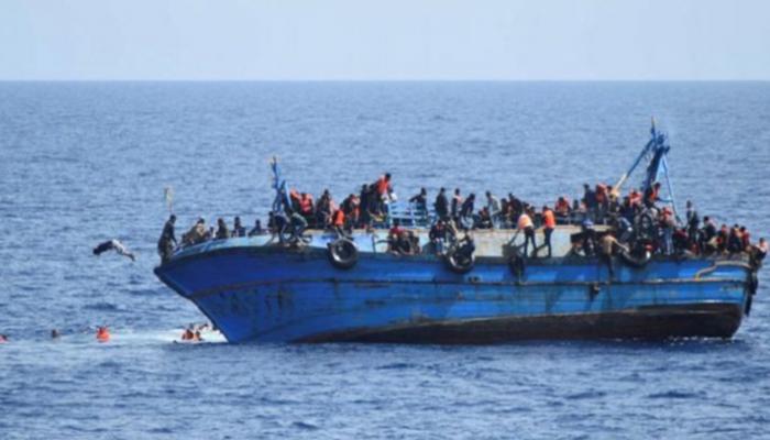 قارب للمهاجرين - أرشيفية