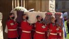 صور.. الحرس الملكي يؤدي التحية لجثمان الأمير فيليب