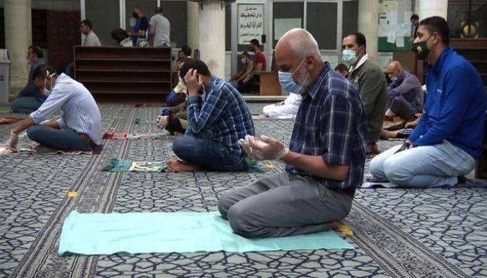 السماح بصلاة الجمعة في الأردن بعد انخفاض إصابات كورونا
