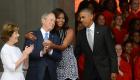 بوش "مصدوم" من ردود الفعل على صداقته بزوجة أوباما