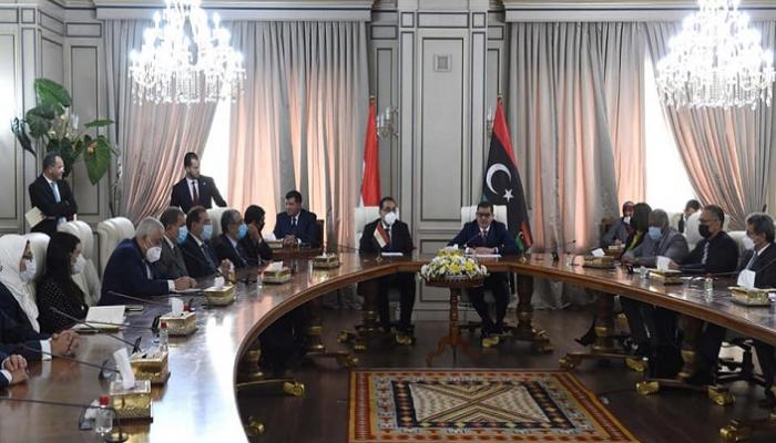 جانب من اللقاء المشترك بين الجانبين المصري والليبي 