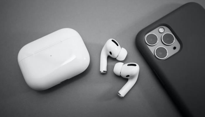 سماعات أبل اللاسلكية Apple AirPods