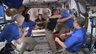 Arrivés à bord de l'ISS, les spationautes entament une mission de six mois