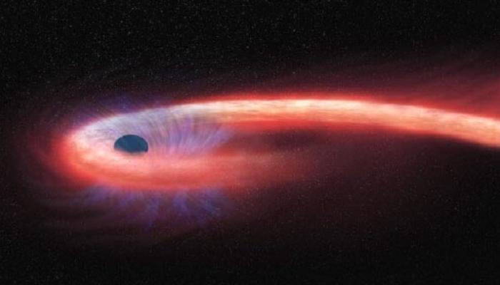 دراسة ترصد دور الثقب الأسود في حدوث 