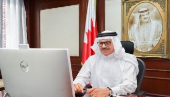 الدكتور عبداللطيف بن راشد الزياني