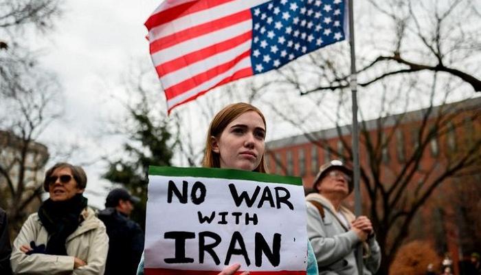 ناشطون مناهضون للحرب يتظاهرون أمام البيت الأبيض – أرشيفية