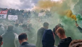 مظاهرات جماهير مانشستر يونايتد 