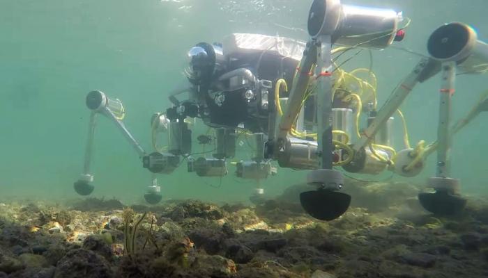 استخدام الروبوتات للكشف عن المعادن في أعماق المحيطات