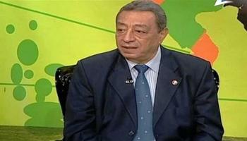 مدحت فقوسة نجم الكرة المصرية السابق