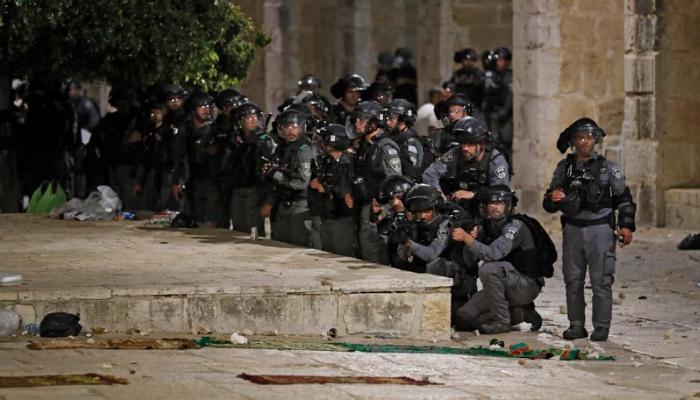 انتشار عناصر الجيش الإسرائيلي داخل المسجد الأقصى 