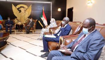 جانب من مباحثات رئيس الكونغو في السودان 