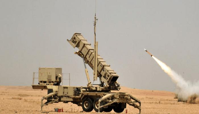 منظومة الدفاع الجوي للتحالف خلال اعتراض إحدى الهجمات الحوثية