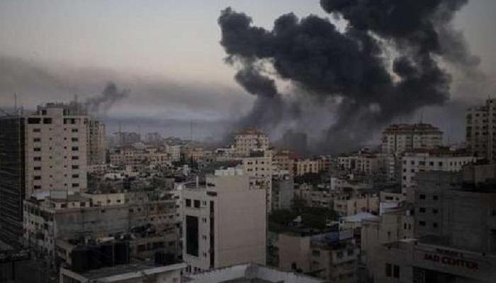 جانب من القصف الإسرائيلي على غزة
