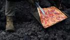 Böylesi görülmedi: Yanardağ lavlarının üzerinde pizza pişiriyor
