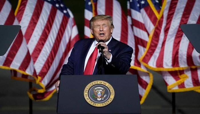 دونالد ترامب خلال مؤتمر انتخابي سابق