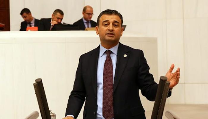 المعارض التركي برهان الدين بولوط