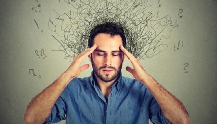 تحذيرات من العمل لساعات طويلة