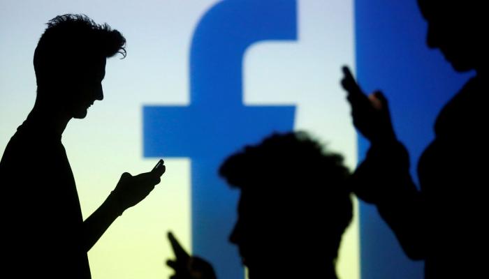 تطبيقات فيسبوك.. هل تتأثر بالتقيمات السلبية؟
