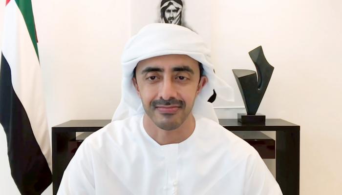 الشيخ عبدالله بن زايد آل نهيان خلال الاجتماع