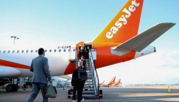 طائرة تتبع شركة "إيزي جيت" البريطانية للطيران منخفض التكاليف